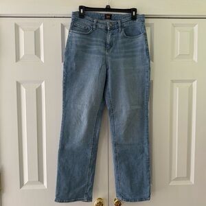 ⭐️ Lee Mid Rise Boyfriend Jean in Home Laundered